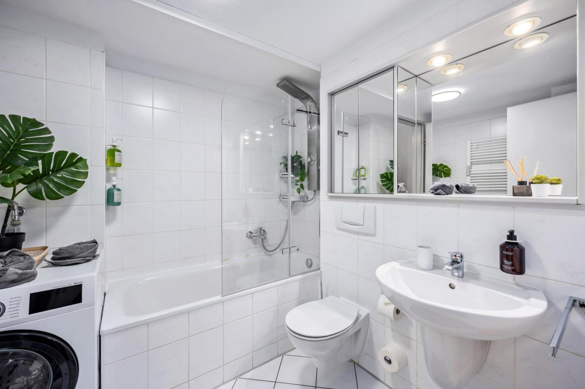 Traber Apartments 1 Sz Balkon Parkplatz & Sehr Ruhig Leipzig Exteriör bild
